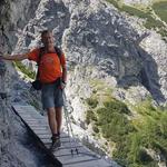 von jetzt an ist es kein Spaziergang mehr. Die Schlucht ist nur bei trockenem Wetter harmlos