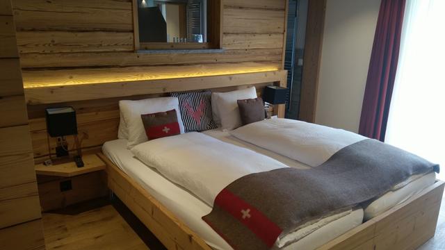 gut haben wir in unserem sehr schönen Hotelzimmer geschlafen