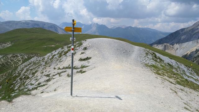 ...Aussichtskuppe von Margunet 2328 m.ü.M.