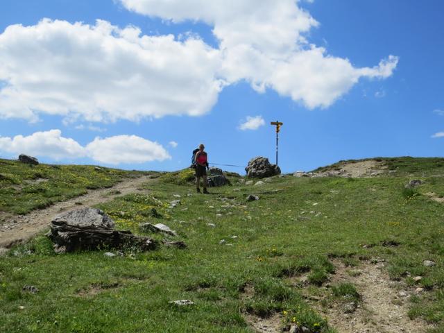 ...zur Weggabelung von Funtana da S-charl 2393 m.ü.M.