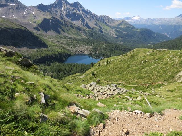 der Lagh da Val Viola immer im Blickfeld