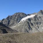 wir sehen den Hängegletscher Vadret Futschöl. Dort sind wir am Vortag vorbeigelaufen