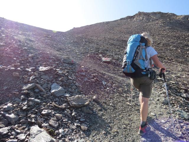 der Kronenjoch ist einer der höchsten wanderbaren Übergänge in der Schweiz