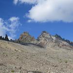 wir blicken hinauf Richtung Zahnspitze