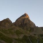 als wir am Morgen die Chamonna Tuoi verlassen, geniessen wir diese schöne Aussicht auf den Piz Buin