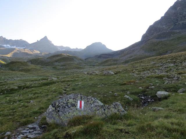 wir wandern weiter geradeaus Richtung Furcletta