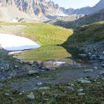 der Wanderweg führt uns an einem kleinen See 2540 m.ü.M...