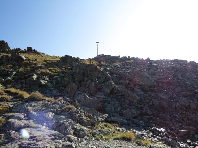 ...hinauf zur Furcletta 2734 m.ü.M. und zugleich zum Übergang ins Val d'Urezzas