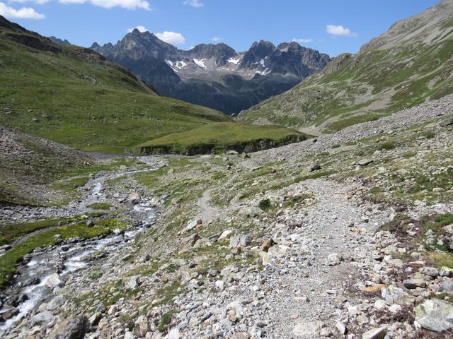 ...geniessen wir die Wanderung die uns zur Jamtalhütte führen wird