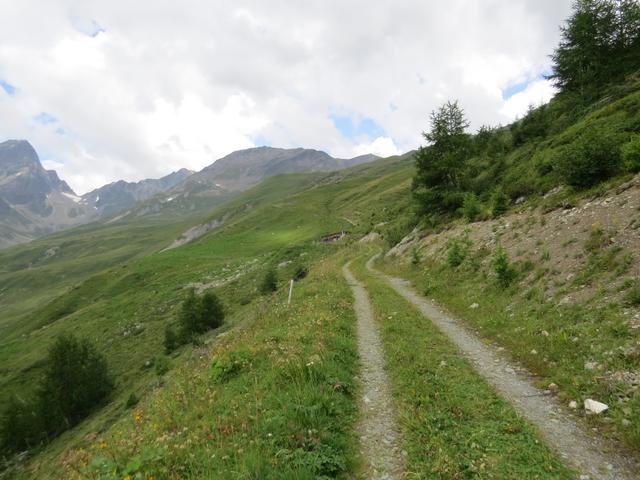 wir erreichen die Alpgebäuden von Marangun 2175 m.ü.M...