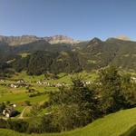 Breitbildfoto mit Blick ins Val Poschiavo. Bei Breitbildfotos nach dem anklicken, immer noch auf Vollgrösse klicken