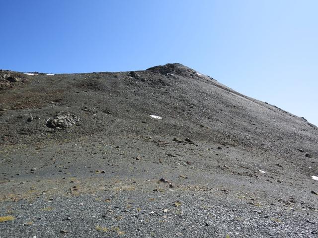 Abstecher: Von dem Sattel aus führt ein Abstecher auf den Piz Champatsch,...