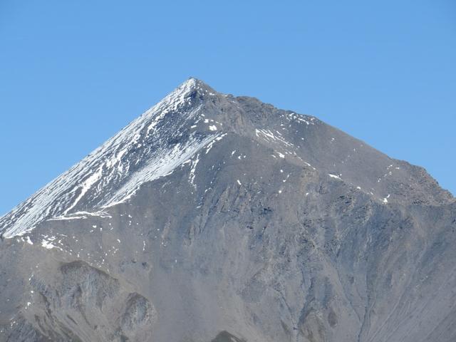 ...Muttler mit seinem wie mit dem Lineal gezogenen Westgrat. Diese anstrengende Bergtour werden wir nie vergessen