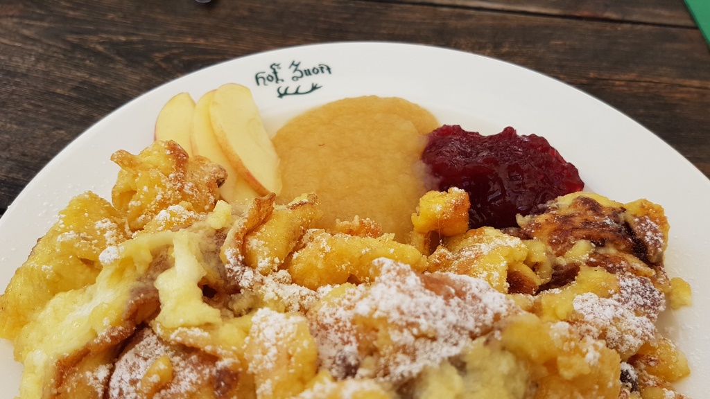 was natürlich nicht fehlen darf ist ein Kaiserschmarrn. Auf das haben wir uns schon lange gefreut