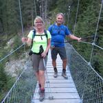 uns gefällt dieser abenteuerliche Wanderweg durch das Val Sinestra sehr