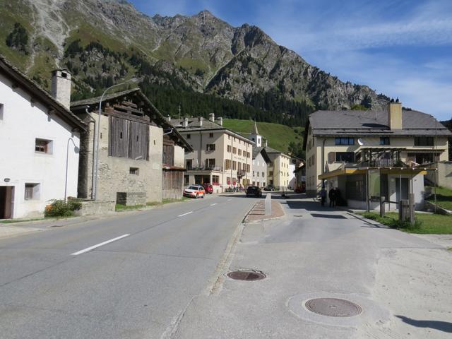 vom gleichen Dorf aus, haben wir unter anderem die Via Engiadina unter die Füsse genommen