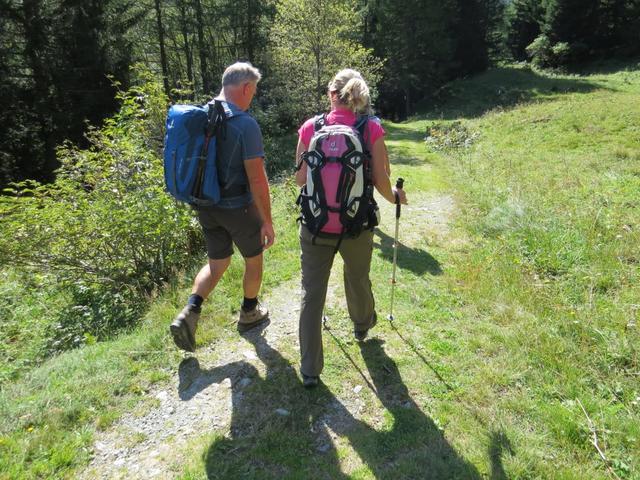 während dem wandern unterhalten sich meine Maus und Markus