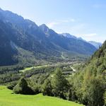 wir blicken in das Bergell (Val Bregaglia) und nach Vicosoprano