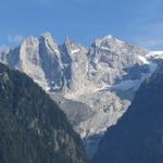 am auffälligsten ist die Sciora-Gruppe, der Pizzo Cengalo und der Pizzo Badile das Wahrzeichen des Bergells