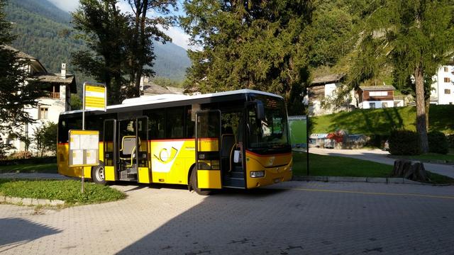 mit dem Postauto sind wir nach Casaccia zurückgefahren, und danach mit dem Auto weiter bis nach...