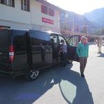 ein Taxi fuhr uns danach Richtung Albulapass