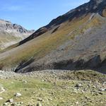 auf der anderen Talseite ist der Bergweg gut erkennbar, der uns am nächsten Tag zur Fuorcla Suvretta führen wird