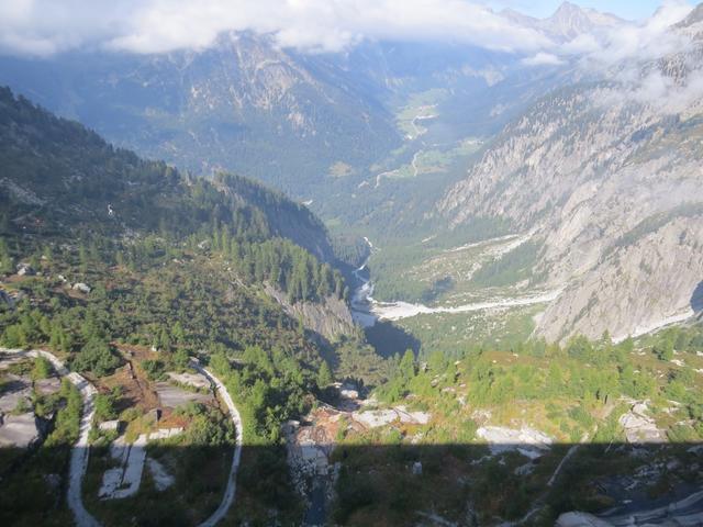 links von uns das Val Bregaglia