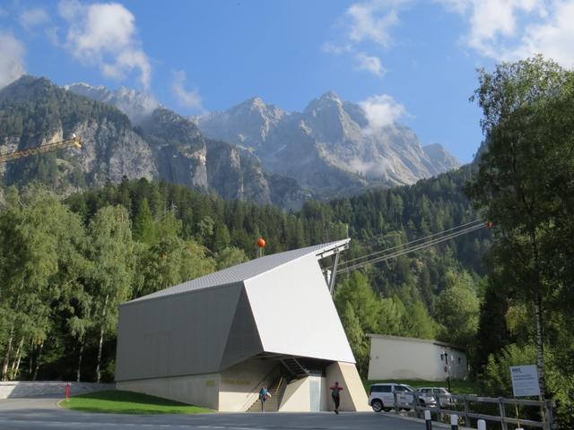 bei der Talstation endet eine kurze aber sehr schöne Wanderung zu den Bergeller Granitbergen