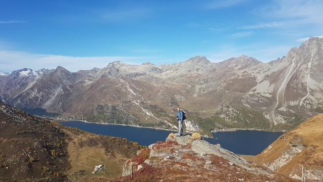 ich blicke noch einmal zum Silsersee hinunter