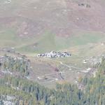 auf der anderen Seeseite erkennen wir das Dorf Grevasalvas. Dort waren wir auch schon