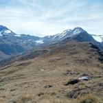 wir geniessen während dem Abstieg ein sehr schönes Panorama