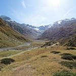 ...die am Rand eines weiten, vom Gletscher geformten Talbodens liegt