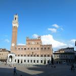 ...erreichen wir die Piazza del Campo wo jeweils der Palio, das Pferderennen stattfindet