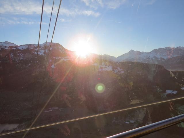 mit der Seilbahn fahren wir hinauf nach Turren