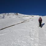 wie eingeplant verlassen wir den Winterwanderweg und biegen linkshaltend in den Schneeschuhpfad ein