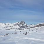 wir blicken zurück nach Erzegg mit dem Bärghuis Frutt