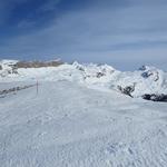 wir verlassen das Gipfelkreuz auf dem Gumm und machen uns an den Abstieg