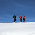 immer wieder bleiben wir stehen und bestaunen die sehr schöne Aussicht