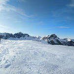schönes Breitbildfoto aufgenommen während dem Abstieg