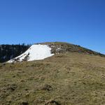 ...dann ist es geschafft: Wir erreichen Humel auf 1423 m.ü.M., den ersten Gipfel des Tages