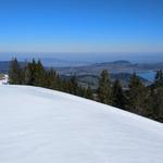 wir blicken hinunter zum Sihlsee