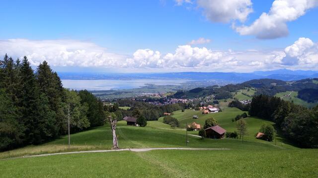 Blick über den Bodensee Richtung Lindau und Bregenz