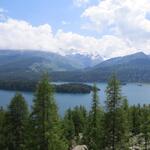 bei Punkt 1897 m.ü.M. blicken wir auf den Silsersee mit der Halbinsel Chaste Dadains