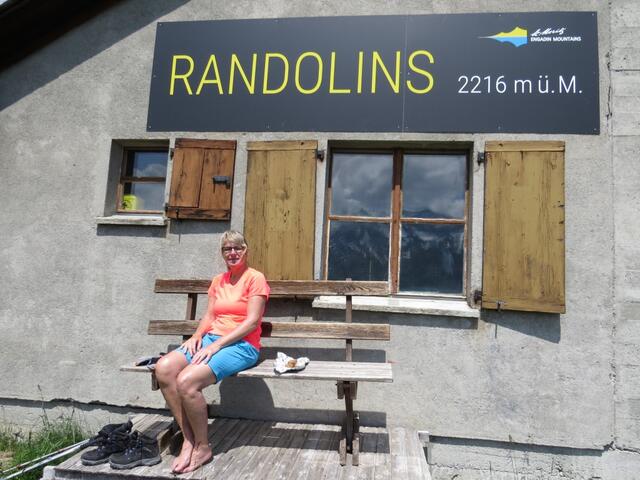 bei der Bergstation von Randolins 2216 m.ü.M. legen wir eine Pause ein