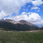 schönes Breitbildfoto mit Blick von Piz Corviglia bis zum Piz Padella den wir bestiegen haben