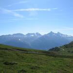 Talauswärts betrachten wir Muottas Muragl und Piz Languard. War das eine schöne Bergtour