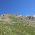 wir blicken hinauf zum Piz Padella der Hausberg von Samedan. Dort oben standen wir auch schon