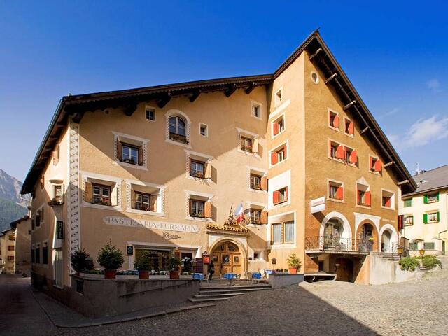 ...nach Zuoz und erreichen unser Quartier, das Hotel Klarer