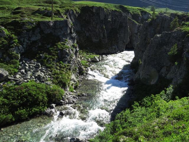 über die wir die Ova da Bernina überqueren
