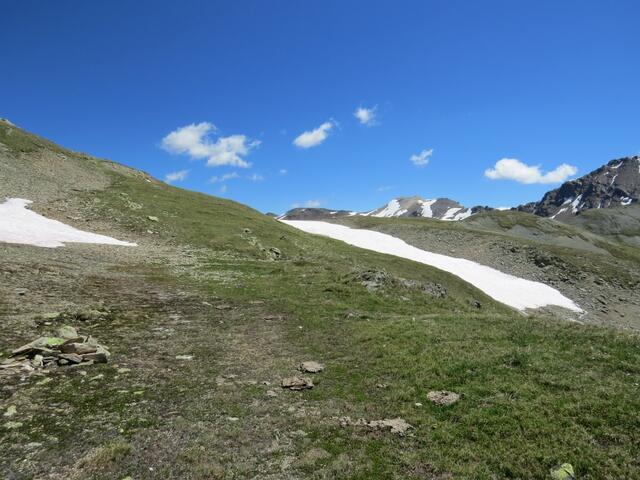 kurz vor der Fuorcla Chamuera müssen wir ein Altschneefeld überqueren